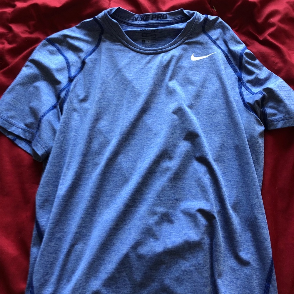 Nike pro combat Tee blue